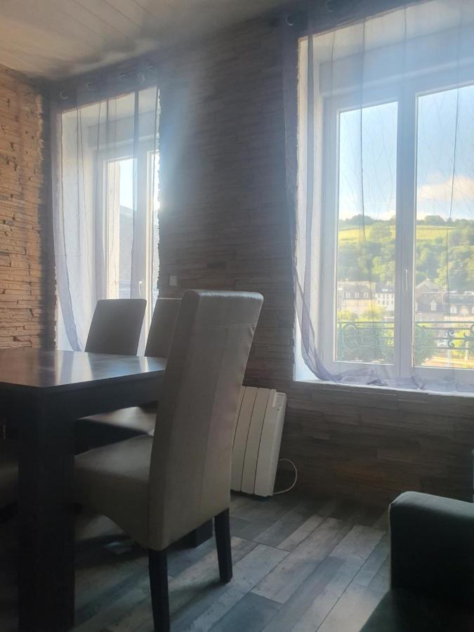 Bienvenue Chez Les Ch'Oups Le Loft 50 M2 Apartment La Bourboule Bagian luar foto